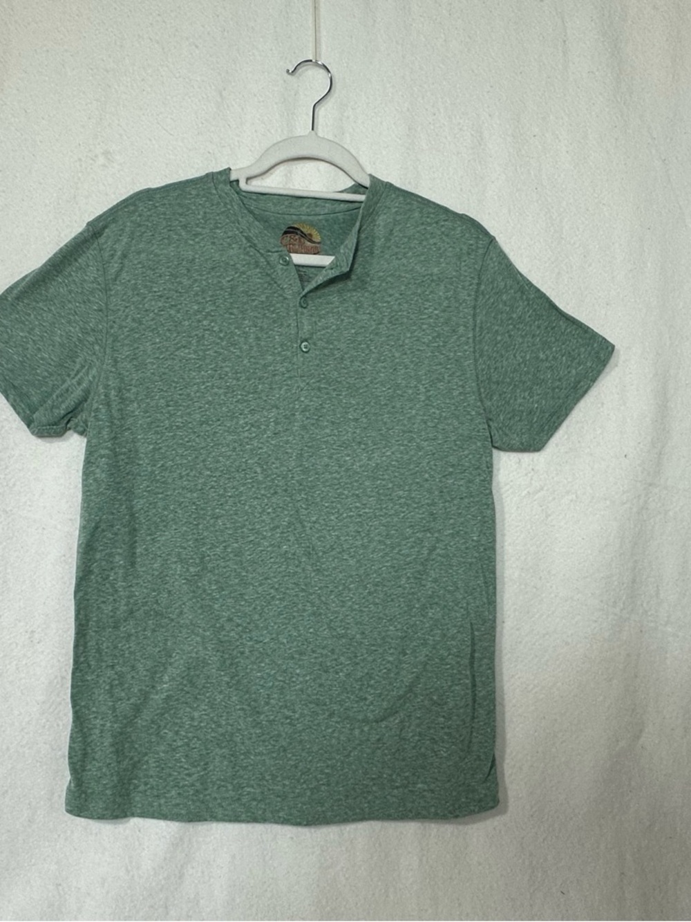 C&C California Short Sleeve Henley Polo Relaxed Fit-Size M Classic Outdoorsy